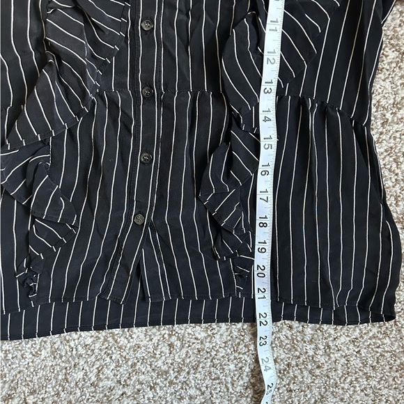 Madewell Black White PinStripe Ruffle Button Down Blouse Alexa Chung Medium Silk - Picture 5 of 6